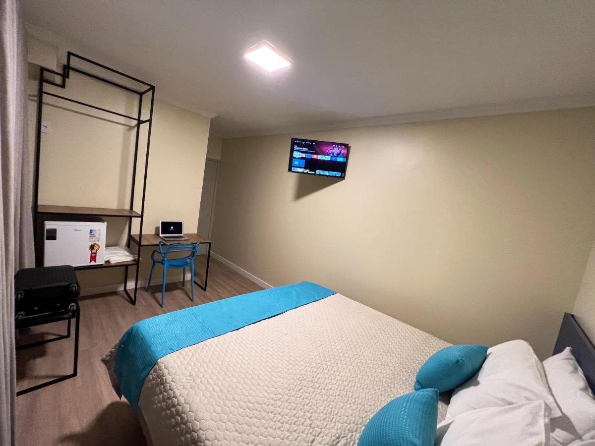 Suntuoso Hotel *